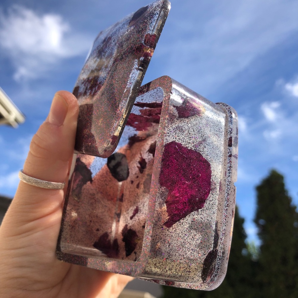 Resin box - Picture 3 of 4